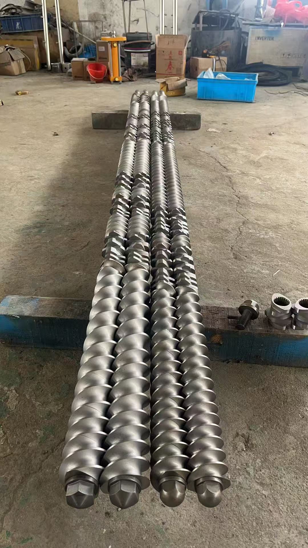 block type twin screw