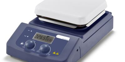 Deluxe Digital Hot Plate with Magnetic Stirrer